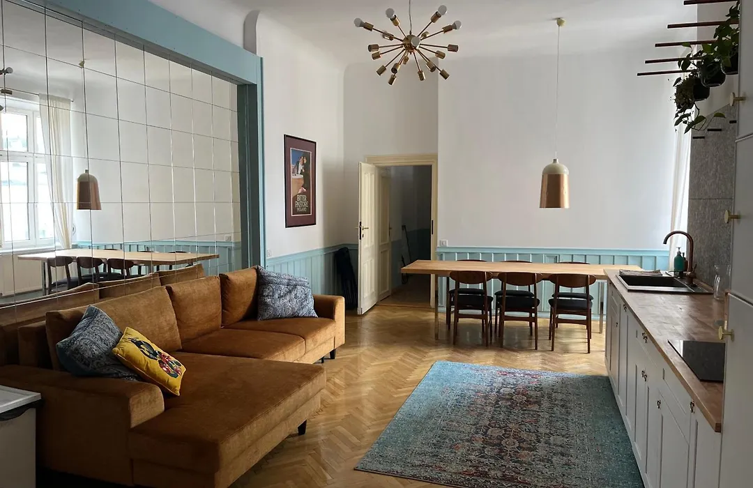 4Th Floor Bed And Breakfast-1